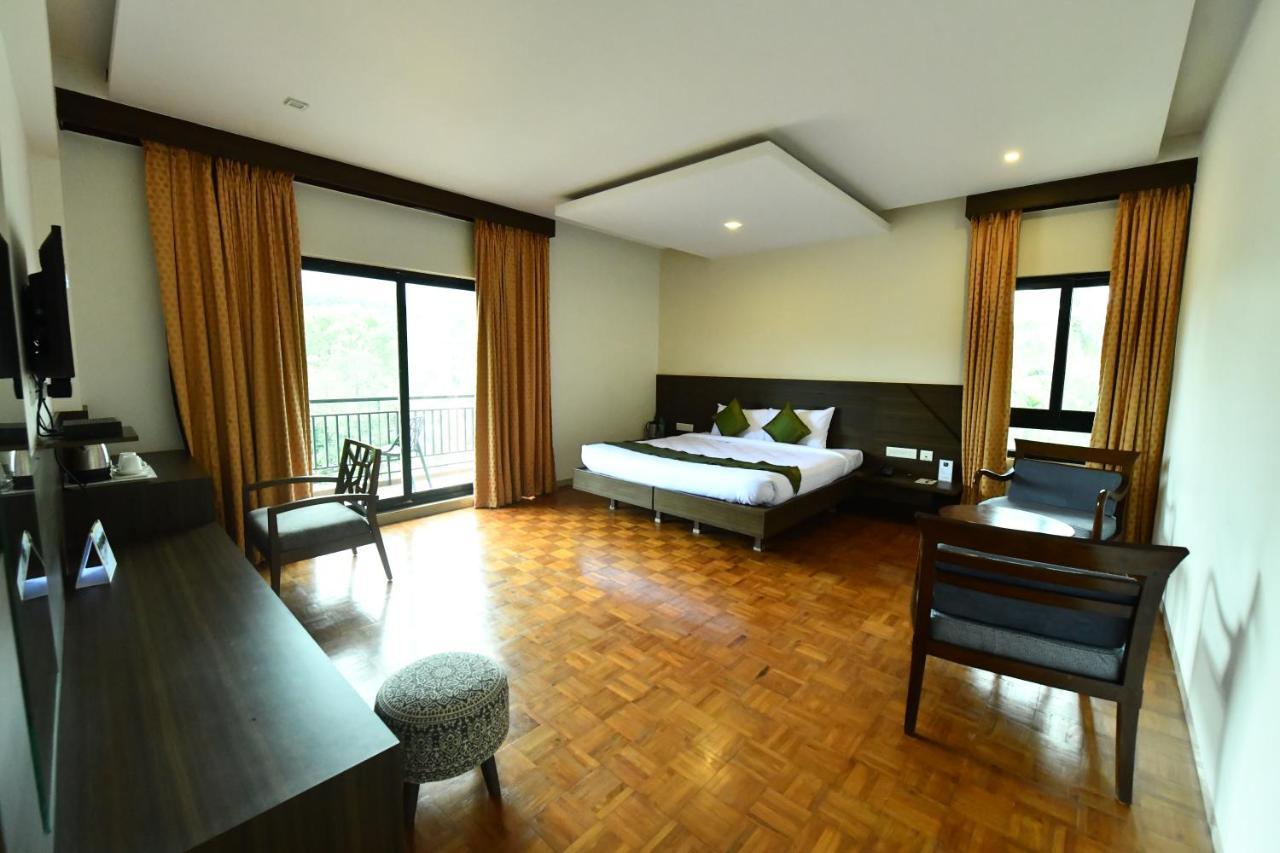 Rns One Hotel Subrahmanya Екстериор снимка