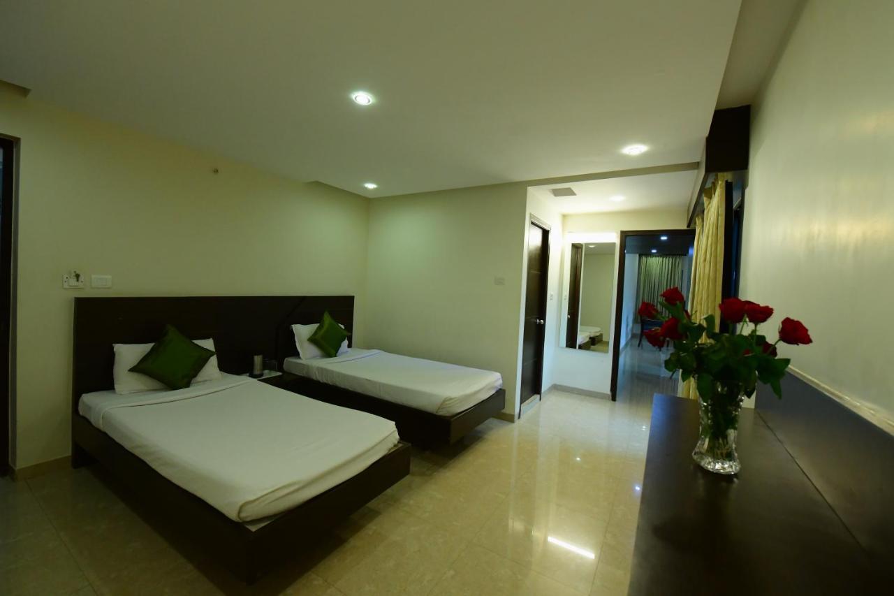 Rns One Hotel Subrahmanya Екстериор снимка