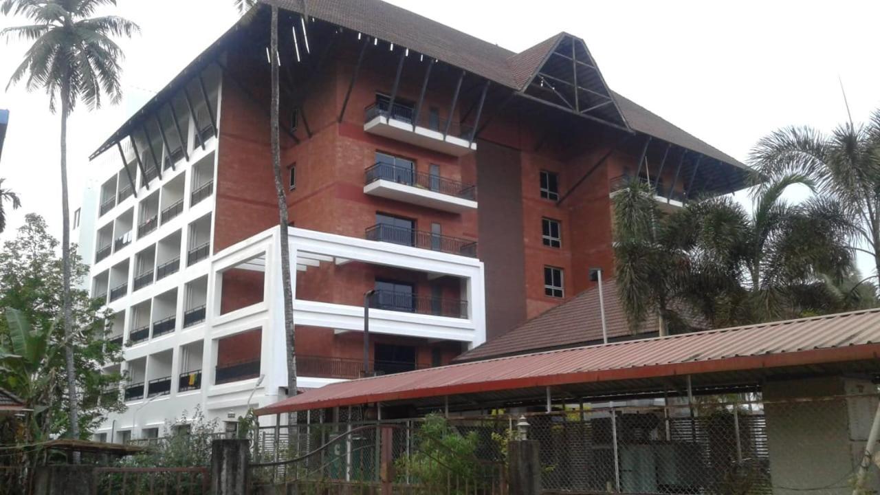 Rns One Hotel Subrahmanya Екстериор снимка